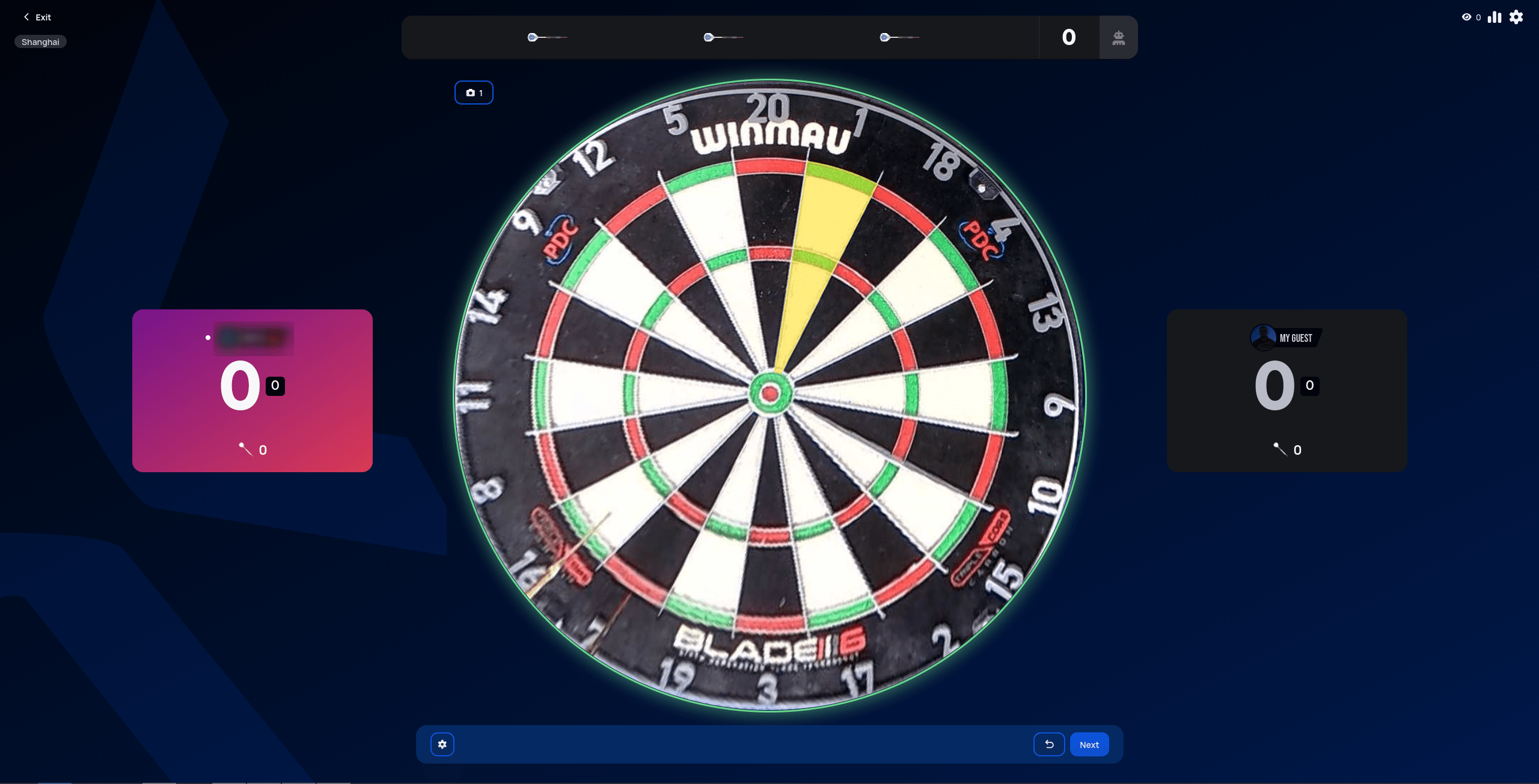 Shanghai match start against a local guest, both players at 0